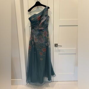 Rene Ruiz Collection One Shoulder Organza Gown; Size 4; blue garden/floral;
